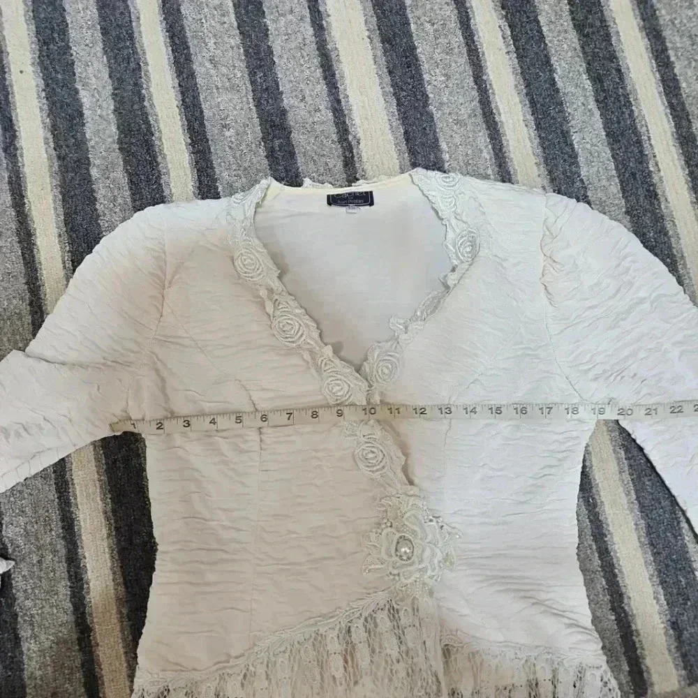 Cachet by Bari Protas ruffles and pearls vintage shacket.  Size 9/10 Large - Picture 6 of 11